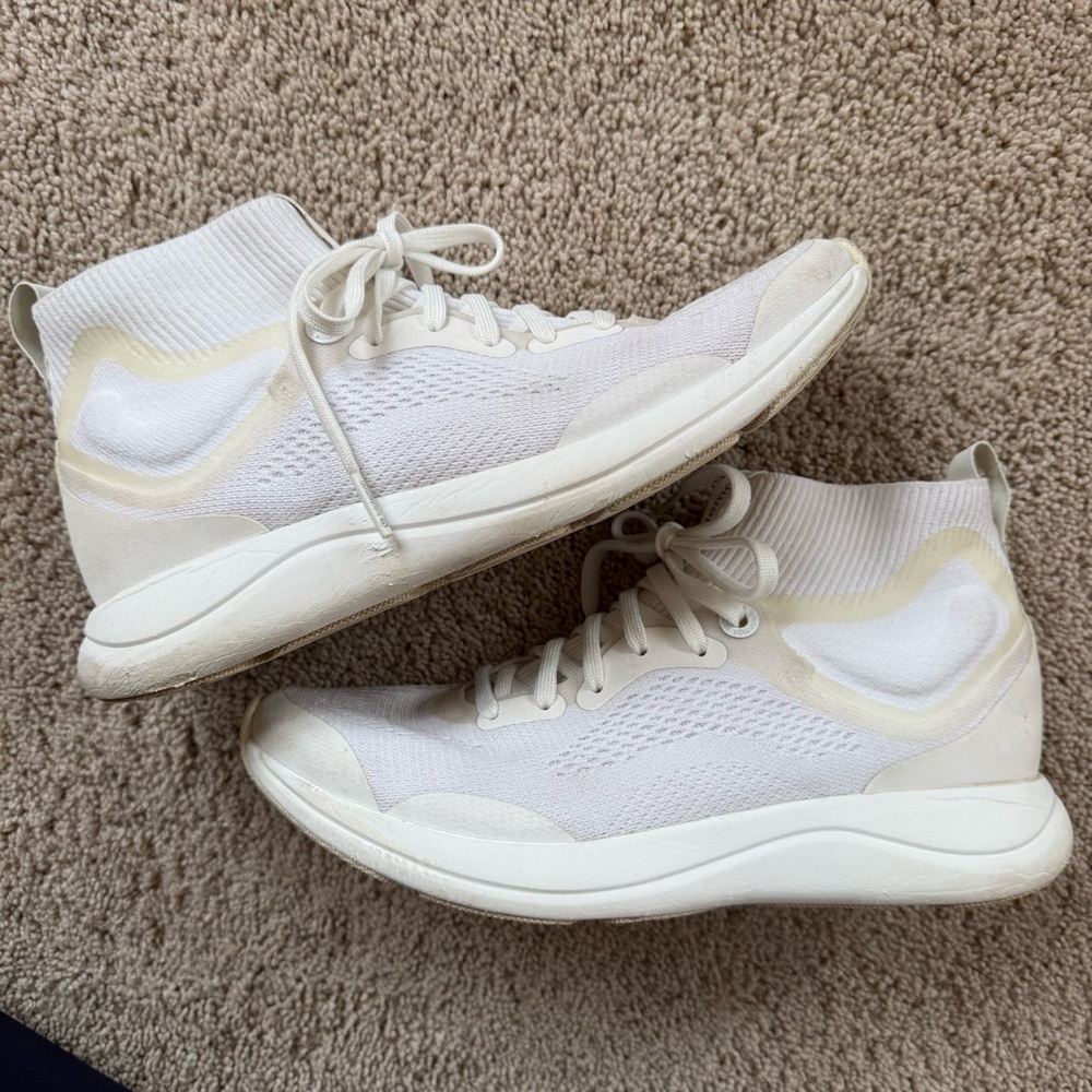 Women's Lululemon Chargefeel 2 Mid Workout Sneaker 7.5